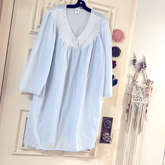 Pretty Vintage Baby_Blue *Long Sleeves Soft Fleece Nightgown w/Quilted Design 3x - Picture 7 of 16